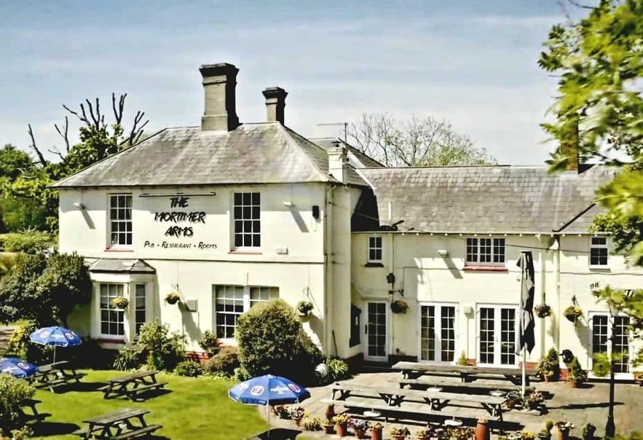 the mortimer arms