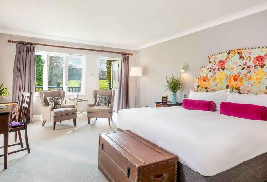 burley manor bedroom