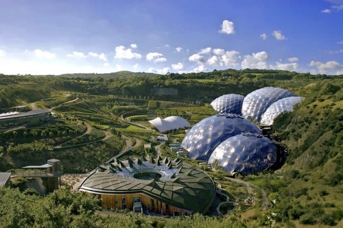 Petspyjamas-dog-friendly-travel-cornwall-the-eden-project