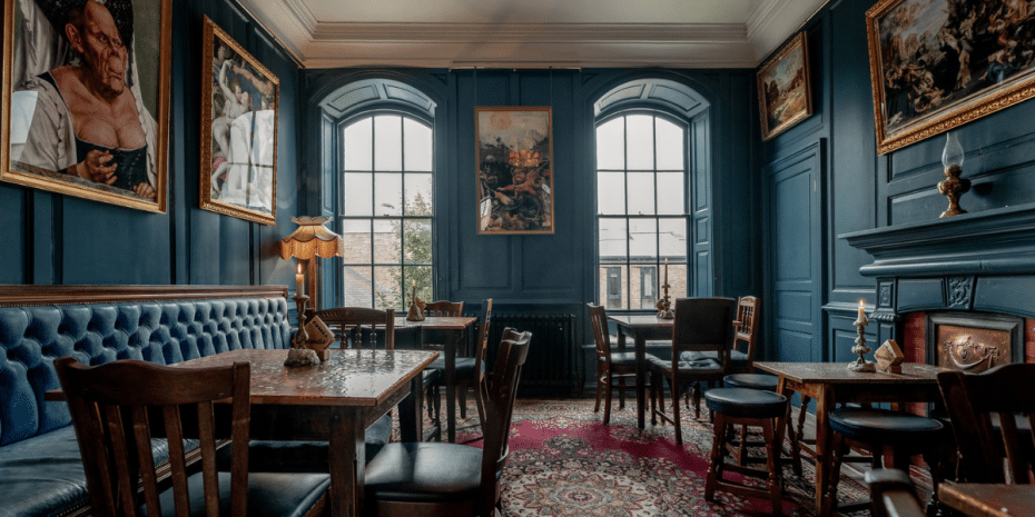 house of trembling dog-friendly restaurants