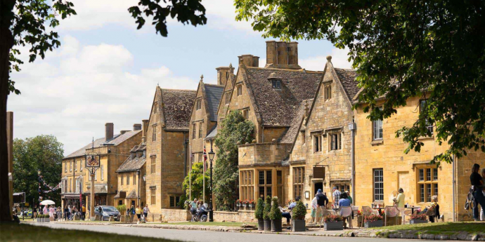 Dog-Friendly Lygon Arms