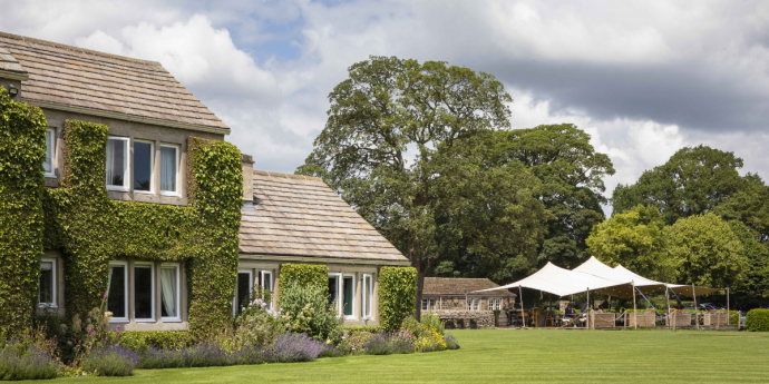 Dog-friendly Devonshire Arms