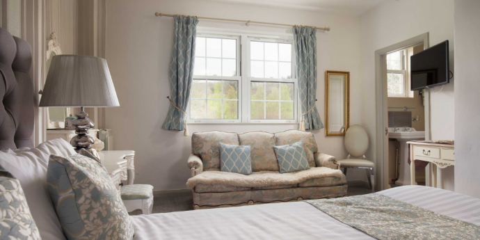 Fox and Hounds Hotel