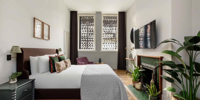 Town Hall Hotel, London
