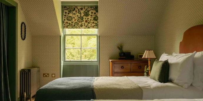 Dog-Friendly Stable Park Cottage