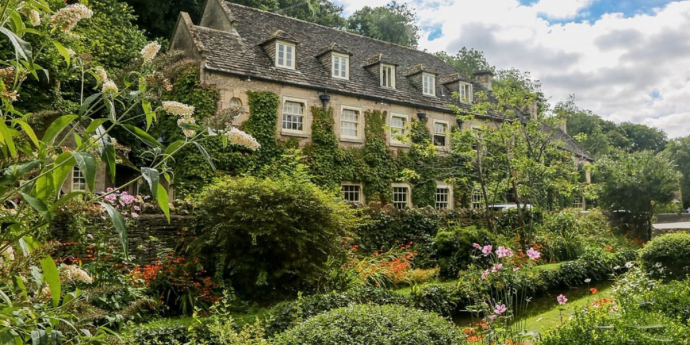 Dog-friendly hotel