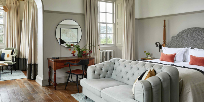 Dog-Friendly Fowey Hall