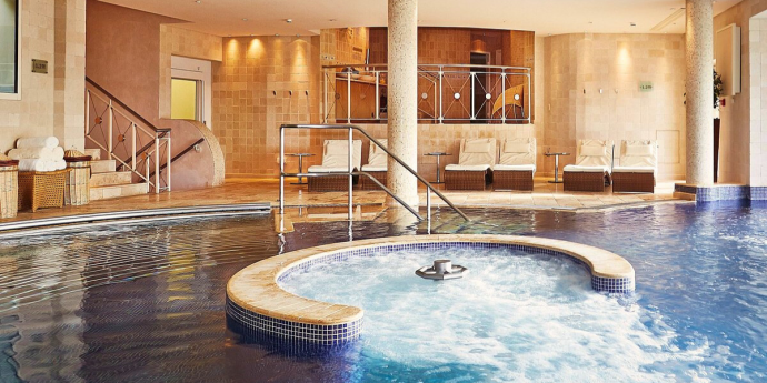 Top 5 Dog-Friendly Spa Breaks in the Cotswolds