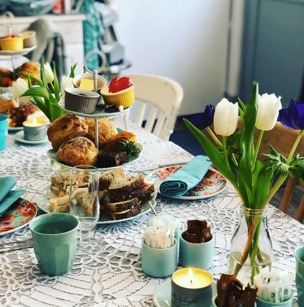 dog-friendly afternoon tea